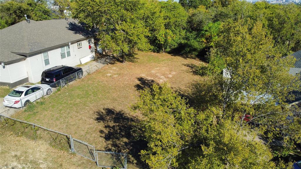 1701 Flanders Street Dallas, TX 75208 - Photo 13 of 19 View from above of property