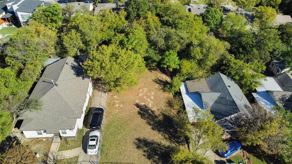 1701 Flanders Street Dallas, TX 75208 - Photo 3 of 19 Drone / aerial view