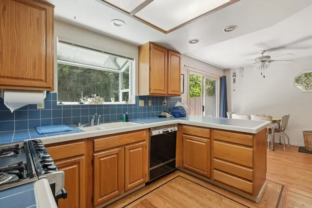 $1,549,000 | 296 San Pedro Avenue, Pacifica, CA 94044