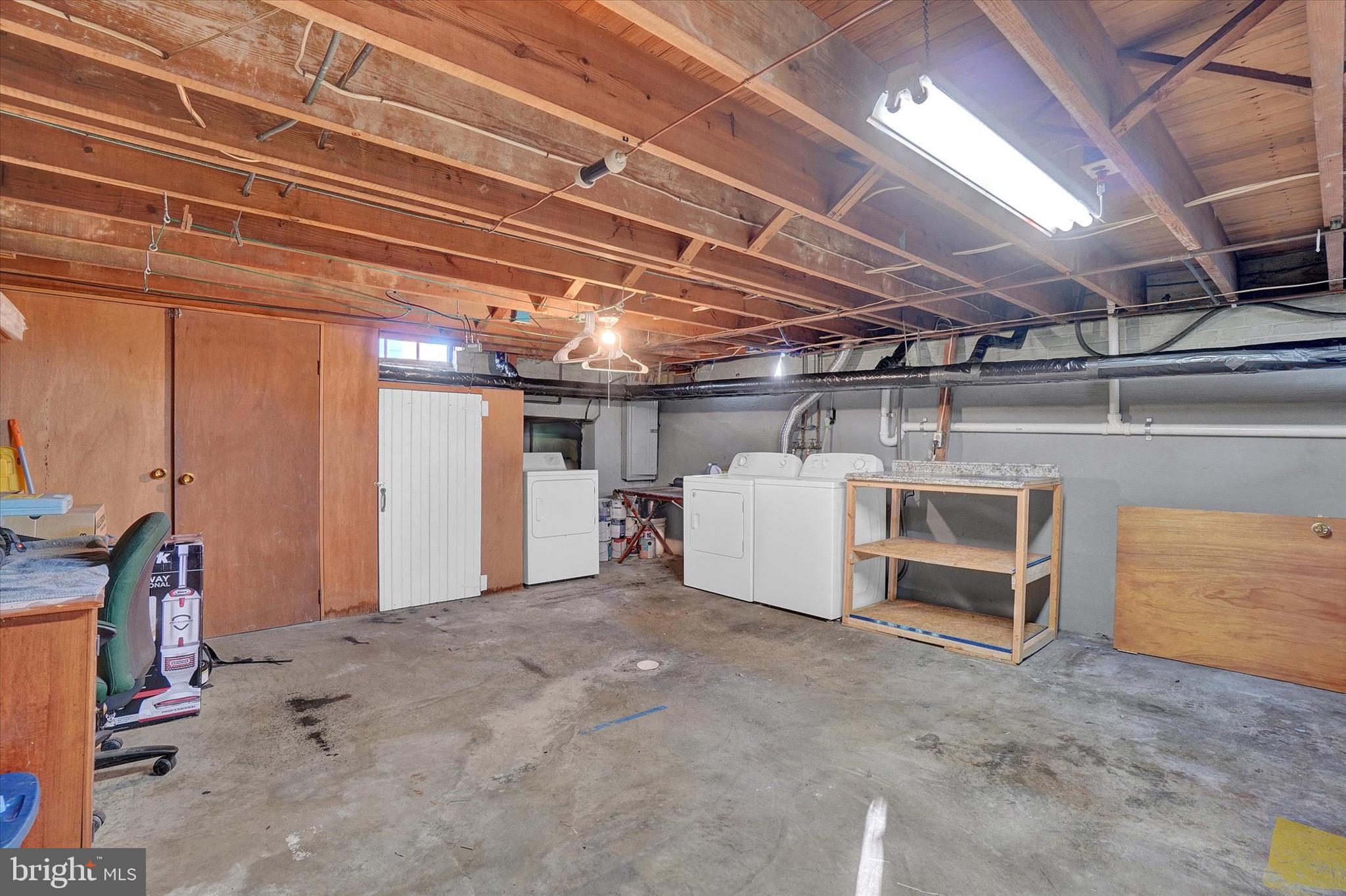 340 Hanover Road York, PA 17408 - Photo 23 of 28
