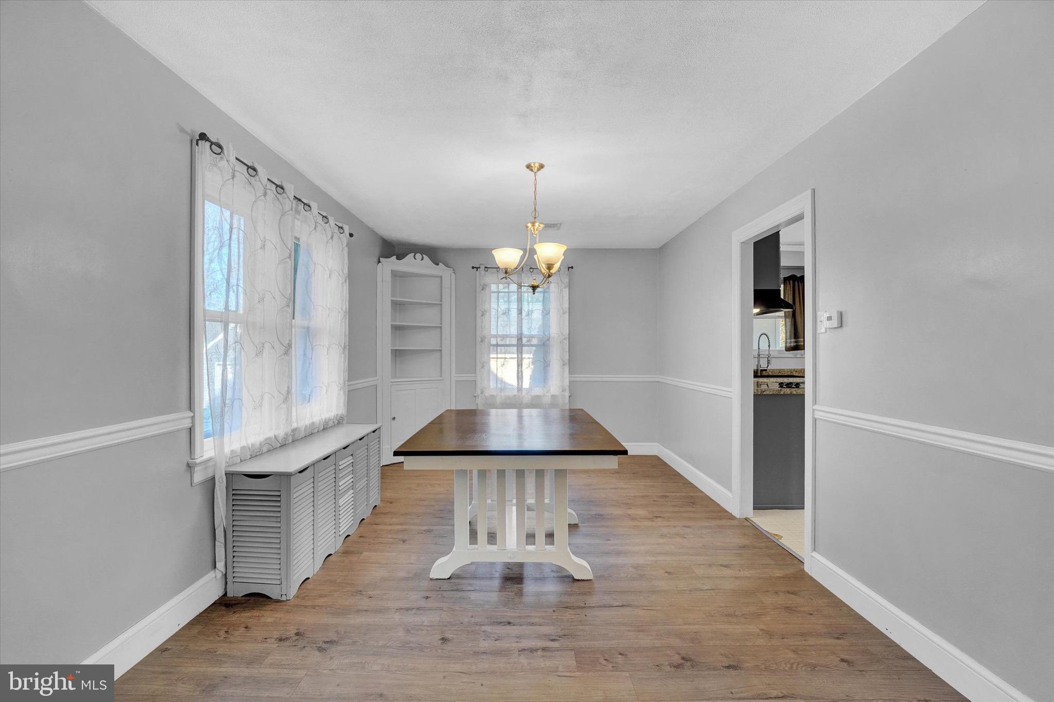 340 Hanover Road York, PA 17408 - Photo 7 of 28
