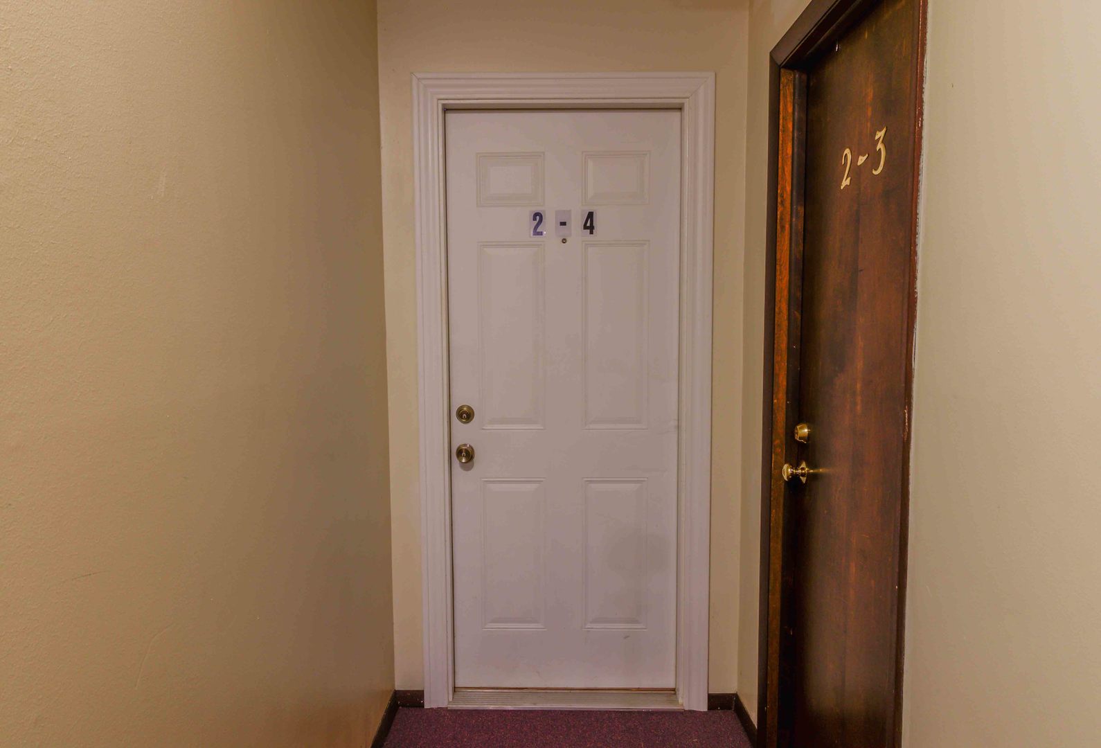 912 Crescent Drive, Unit 24 Champaign, IL 61821 - Photo 3 of 17