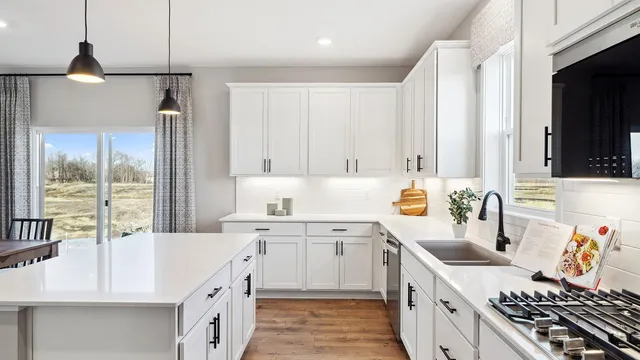 $644,990 | 1808 Marsh View Terrace, Shakopee, MN 55379