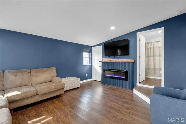 $280,000 | 5273 Westwood Drive, St. Charles, MO 63304