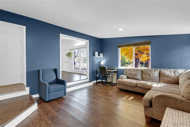 $280,000 | 5273 Westwood Drive, St. Charles, MO 63304