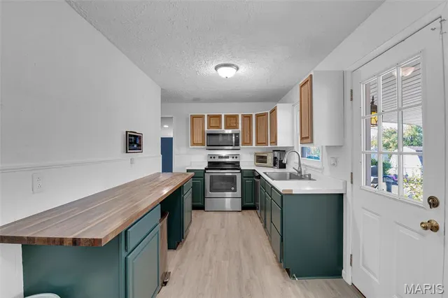 $280,000 | 5273 Westwood Drive, St. Charles, MO 63304