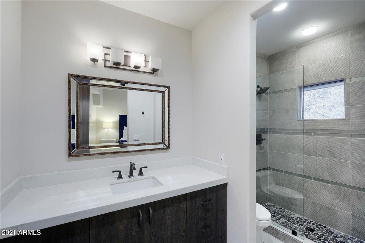 5784 East Quartz Mountain Road Paradise Valley, AZ 85253 - Photo 43 of 61 55-Guest Bathroom