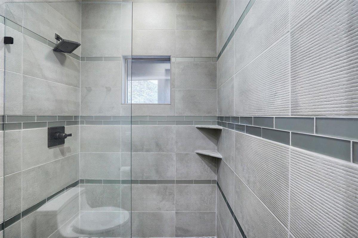 5784 East Quartz Mountain Road Paradise Valley, AZ 85253 - Photo 44 of 61 56-Guest Shower