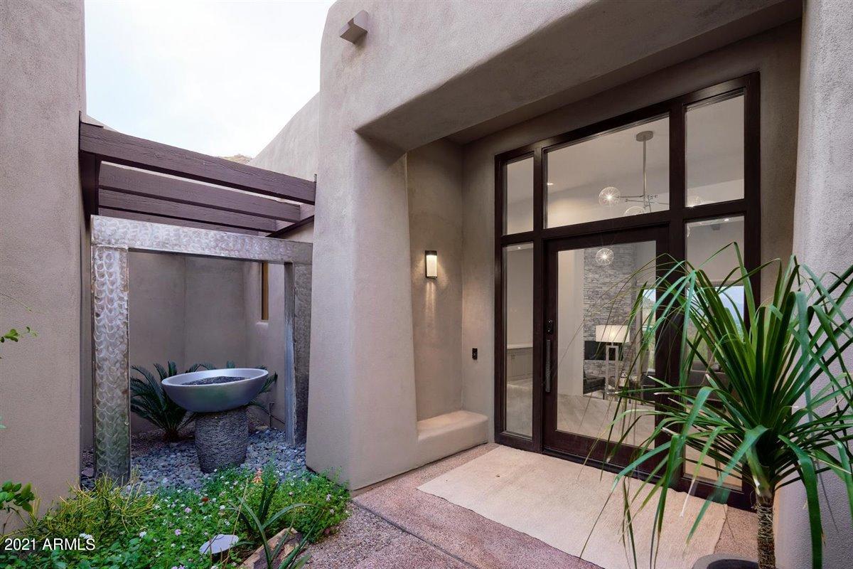 5784 East Quartz Mountain Road Paradise Valley, AZ 85253 - Photo 7 of 61 18-Front Entry