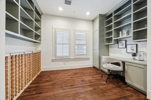 $1,250,000 | 1506 Indiana Street, Houston, TX 77006