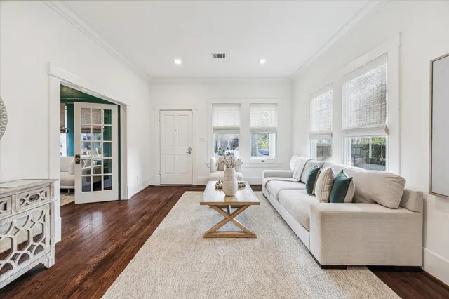 $1,250,000 | 1506 Indiana Street, Houston, TX 77006