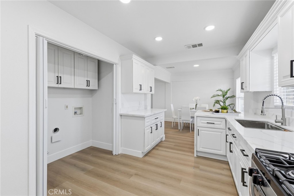 140 West Grove Street Rialto, CA 92376 - Photo 20 of 64