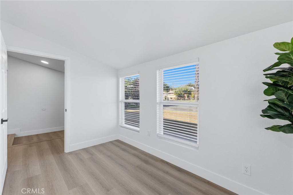 140 West Grove Street Rialto, CA 92376 - Photo 26 of 64