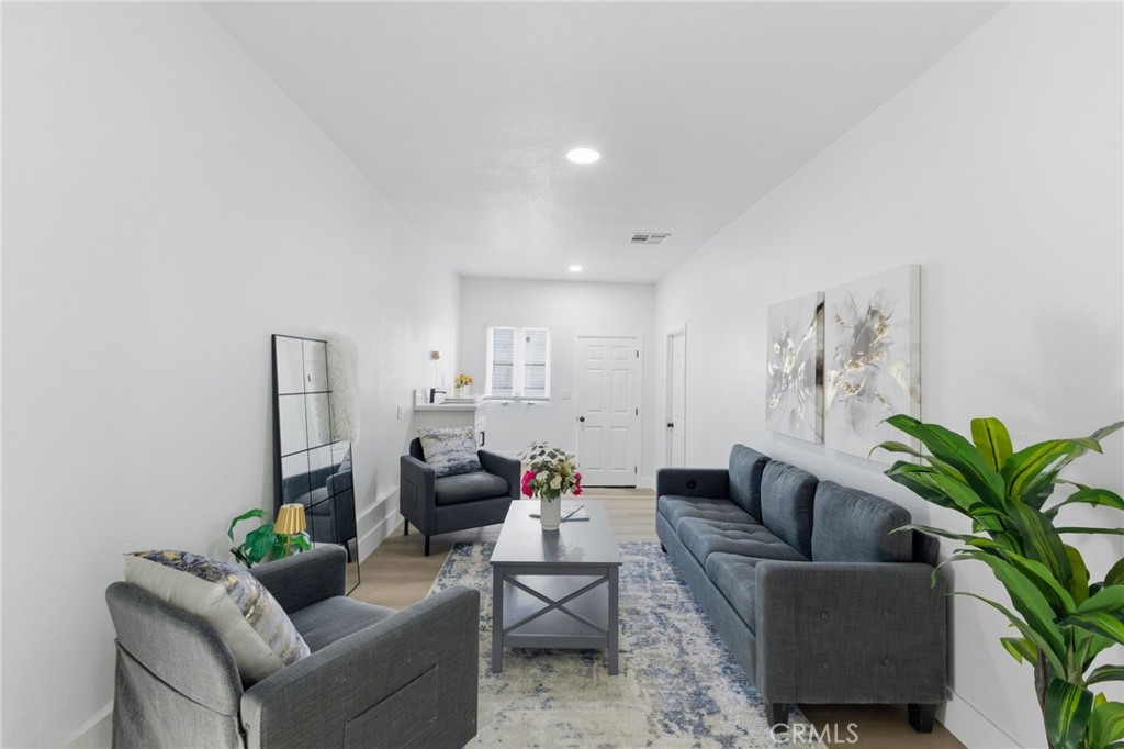 140 West Grove Street Rialto, CA 92376 - Photo 49 of 64