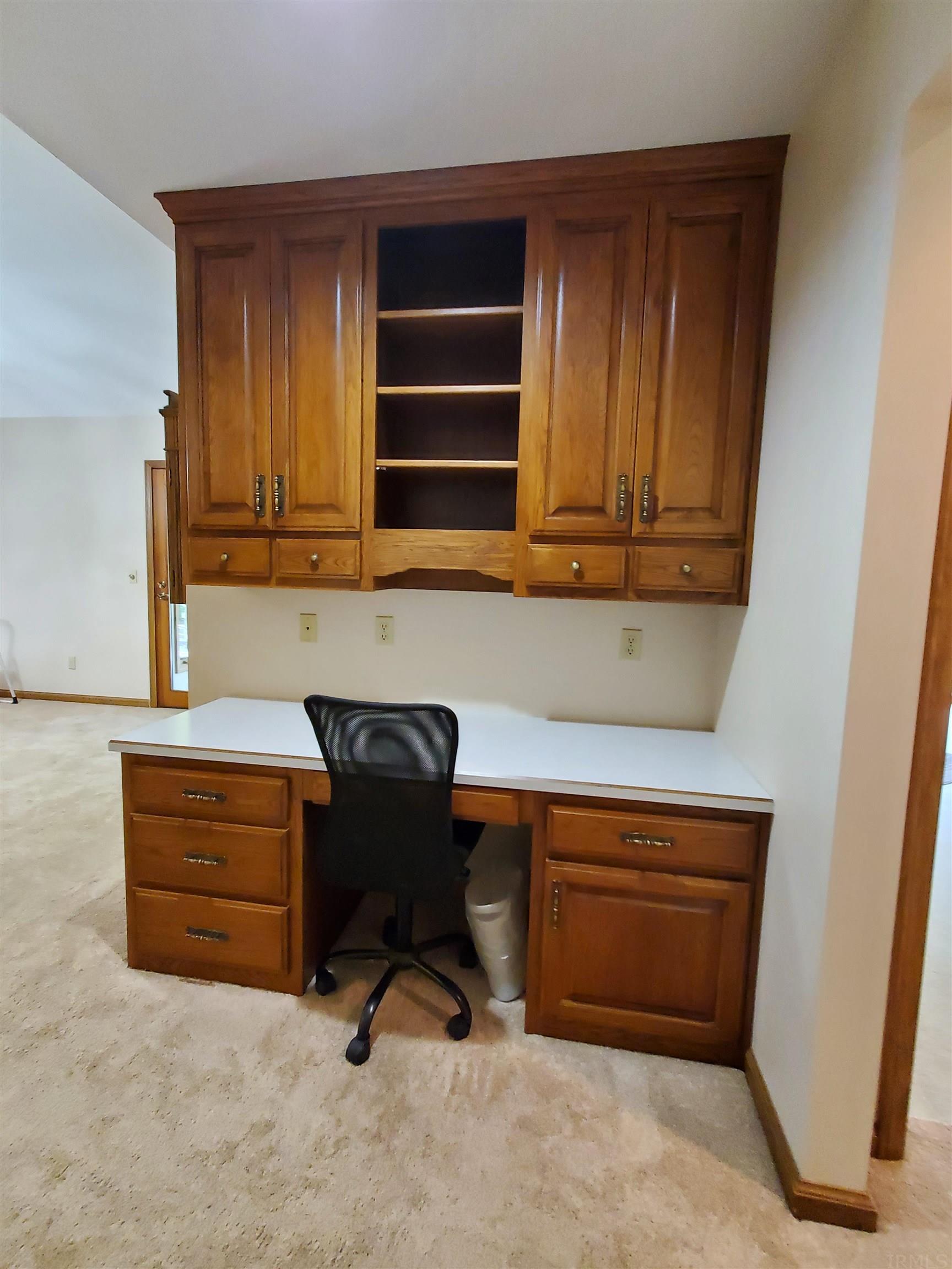 6859 West Maple Grove Road Huntington, IN 46750 - Photo 21 of 36 Gallery Image 21