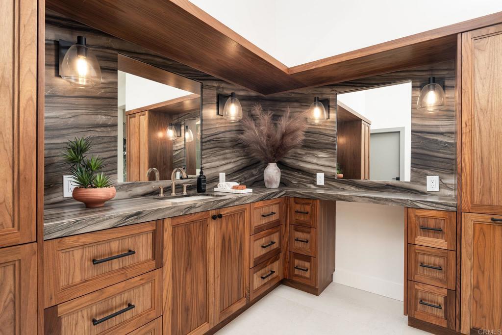 6449 Las Colinas Rancho Santa Fe, CA 92067 - Photo 21 of 33