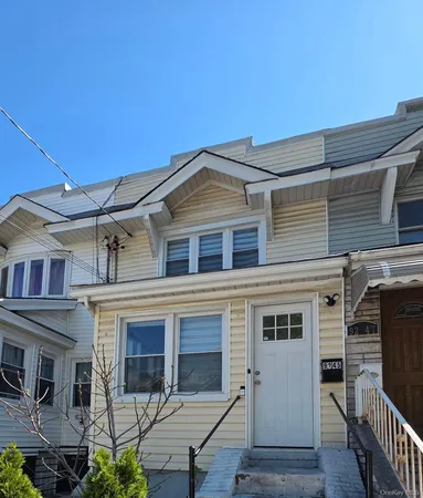 $735,000 | 92-45 76th Street | Woodhaven
