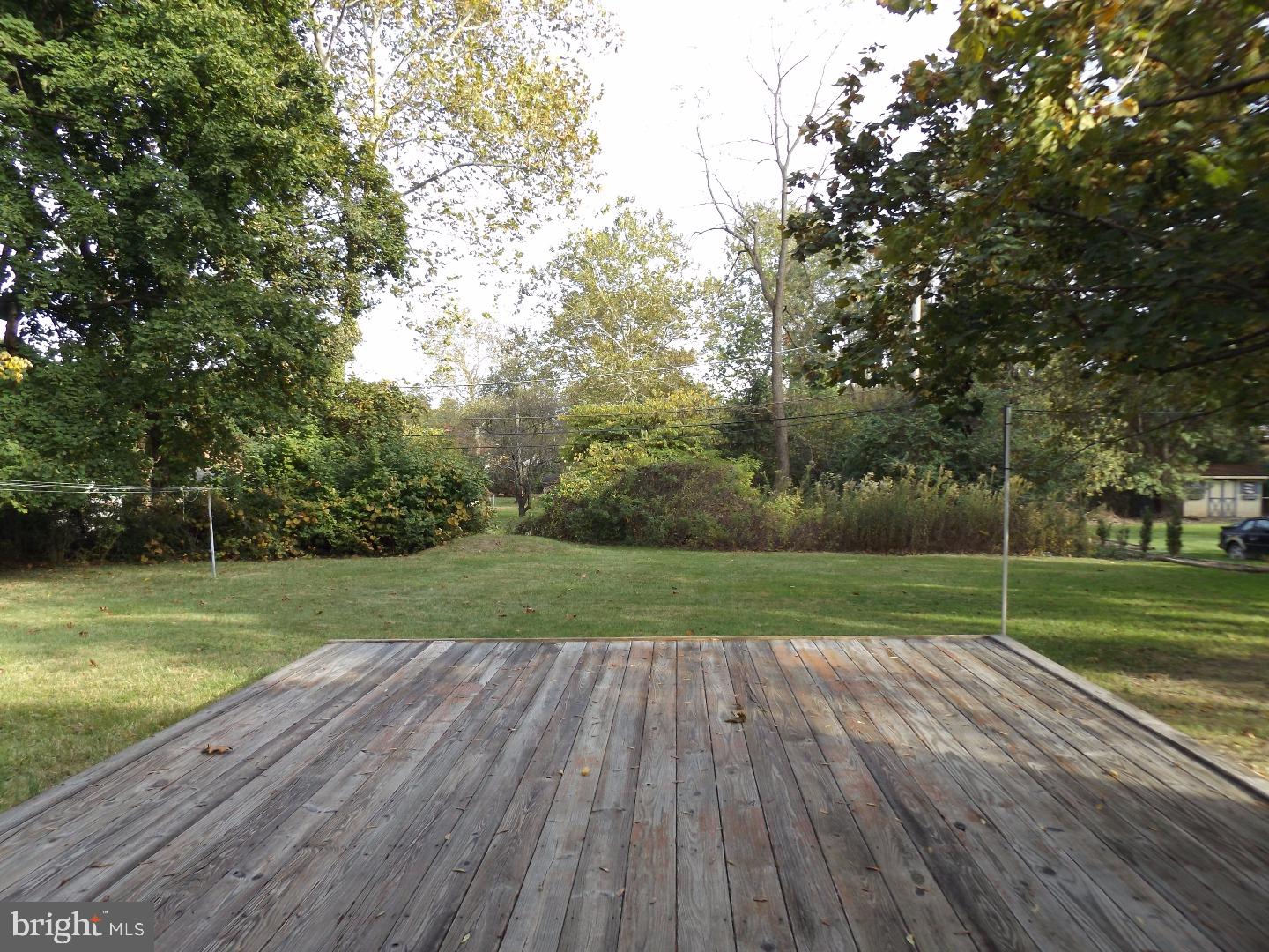 77 Malin Road Malvern, PA 19355 - Photo 18 of 19 Deck