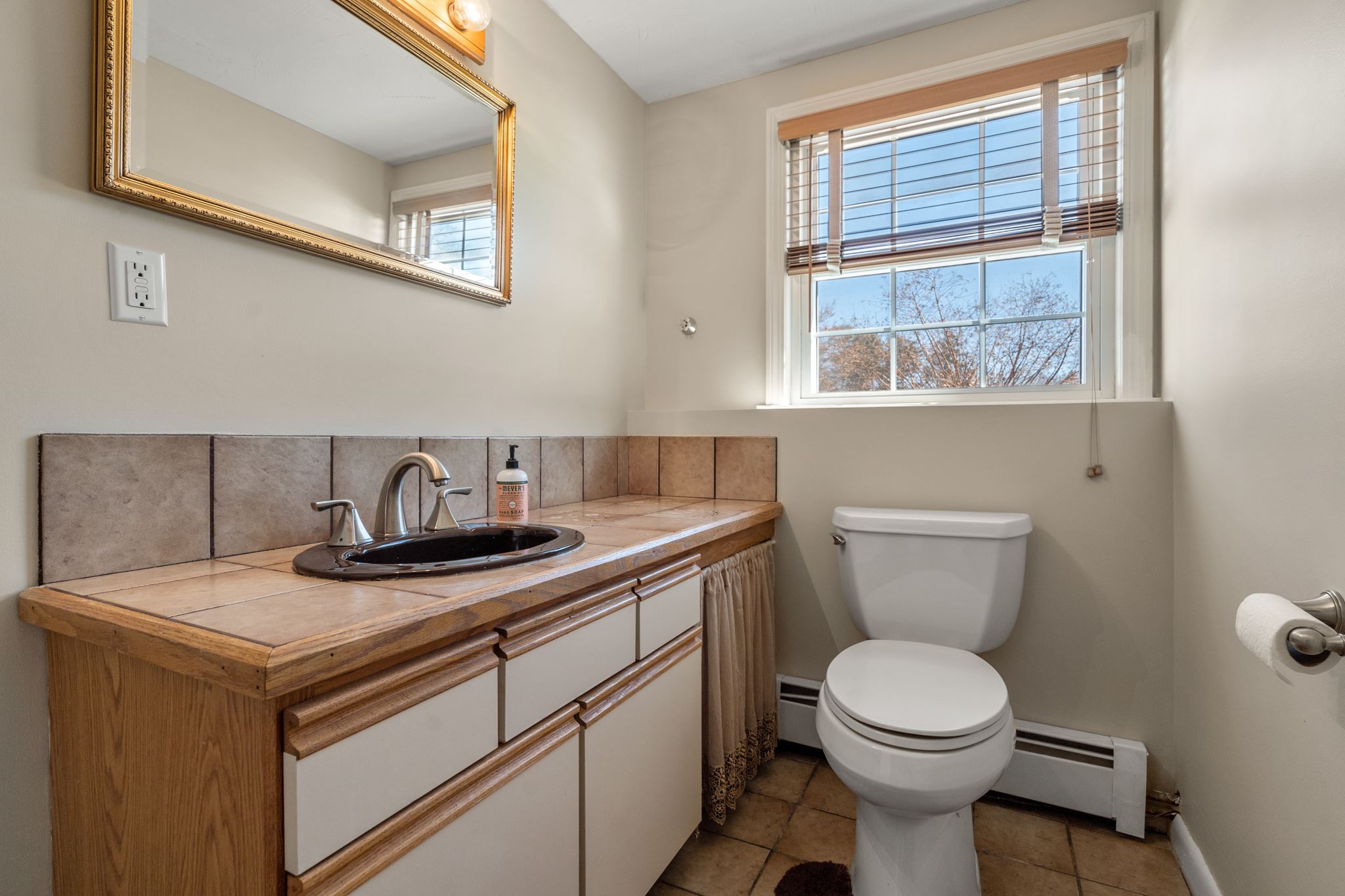 7 Monza Road Nashua, NH 03064 - Photo 29 of 40