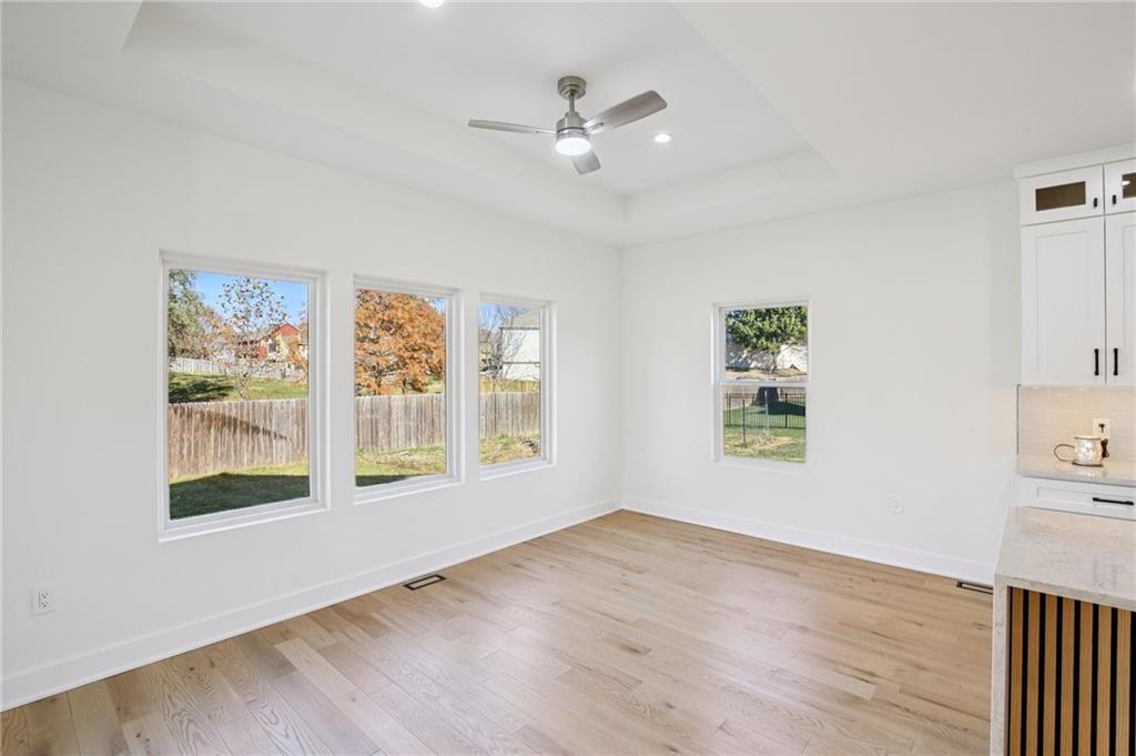 2116 Chateau Place Raymore, MO 64083 - Photo 11 of 46