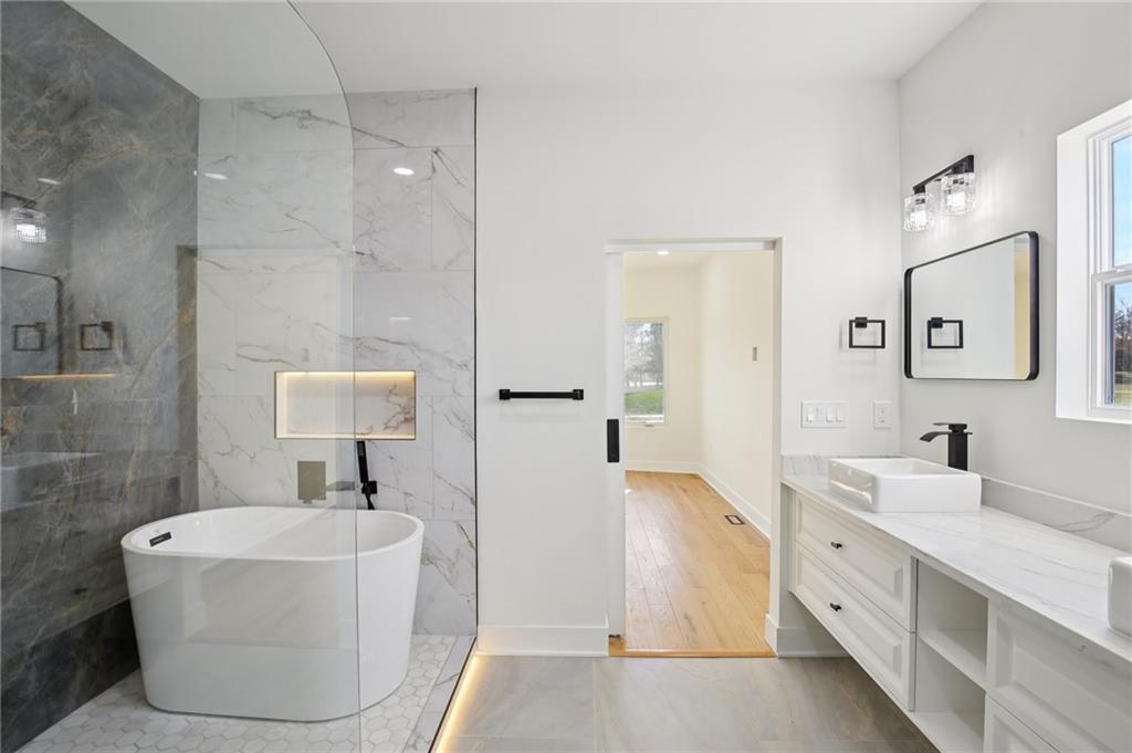 2116 Chateau Place Raymore, MO 64083 - Photo 24 of 46