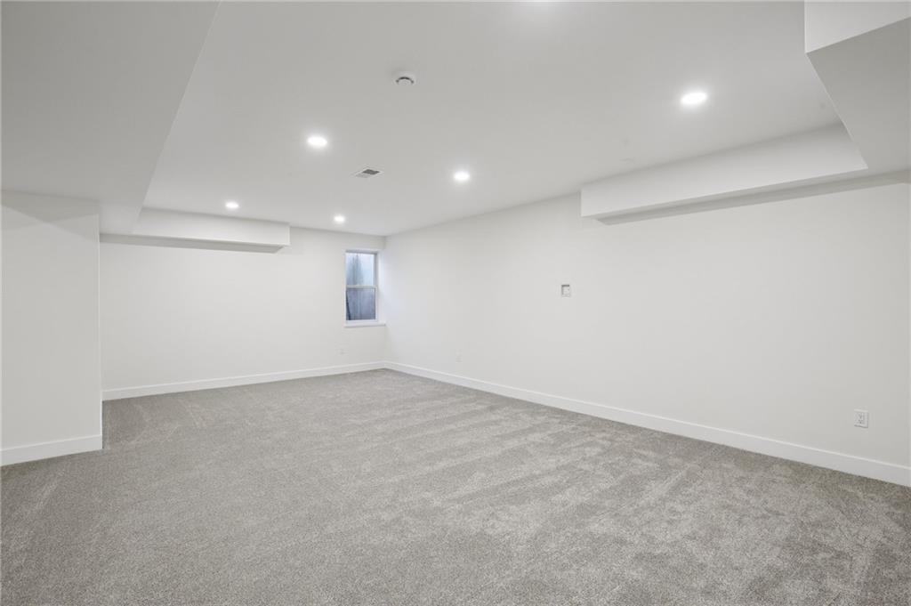 2116 Chateau Place Raymore, MO 64083 - Photo 25 of 46