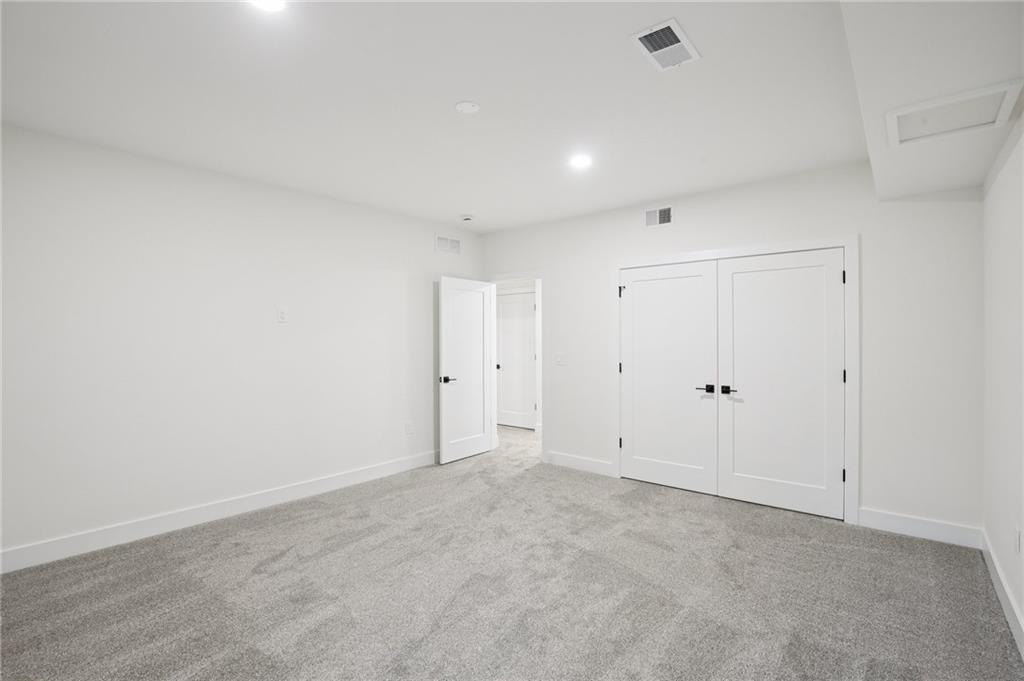 2116 Chateau Place Raymore, MO 64083 - Photo 32 of 46