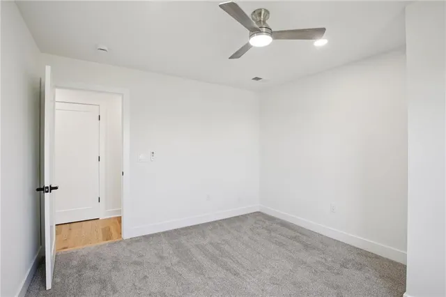 $669,999 | 2116 Chateau Place, Raymore, MO 64083