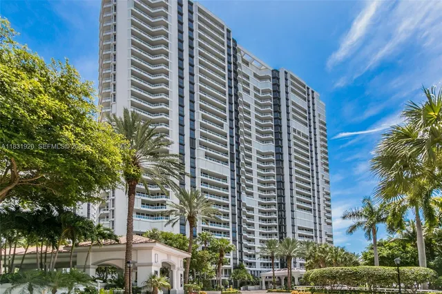 $6,700 | 21055 Yacht Club Drive, Unit 1603, Aventura, FL 33180