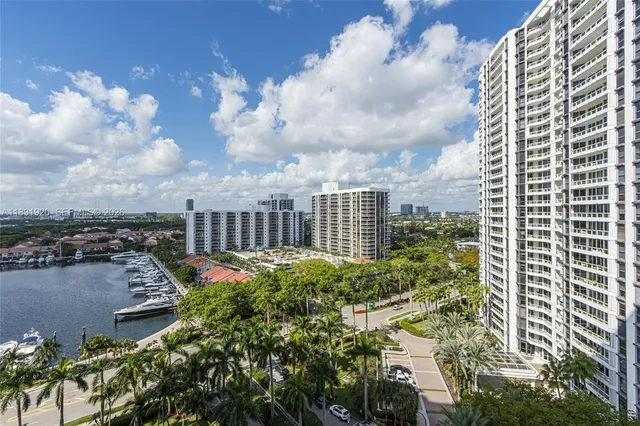 $6,700 | 21055 Yacht Club Drive, Unit 1603, Aventura, FL 33180