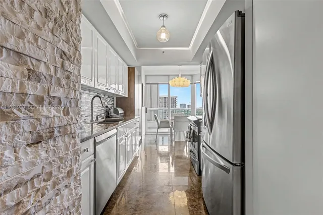 $6,700 | 21055 Yacht Club Drive, Unit 1603, Aventura, FL 33180