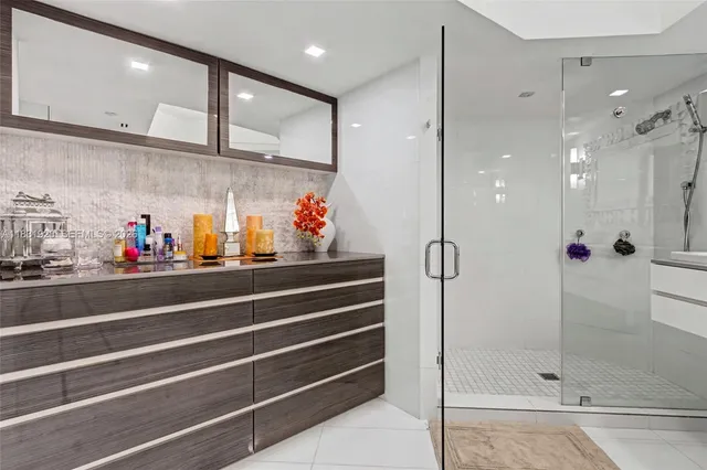 $6,700 | 21055 Yacht Club Drive, Unit 1603, Aventura, FL 33180