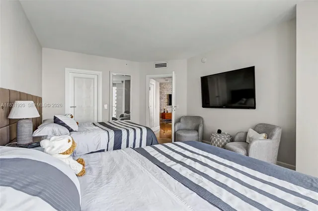 $6,700 | 21055 Yacht Club Drive, Unit 1603, Aventura, FL 33180