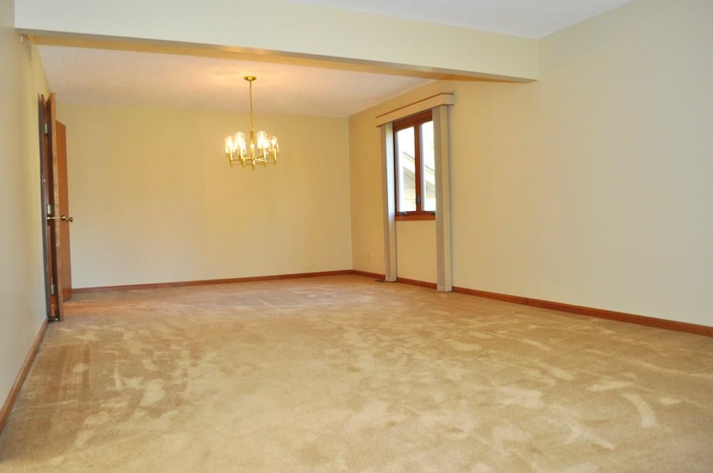 8058 Claridge Road Indianapolis, IN 46260 - Photo 16 of 24 Gallery Image 16