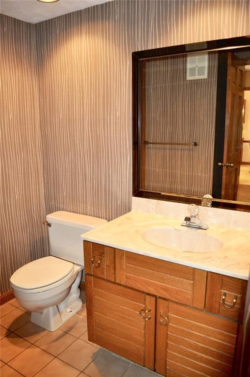 8058 Claridge Road Indianapolis, IN 46260 - Photo 19 of 24 Gallery Image 19