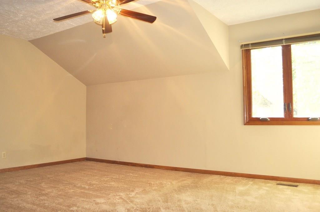 8058 Claridge Road Indianapolis, IN 46260 - Photo 20 of 24 Gallery Image 20