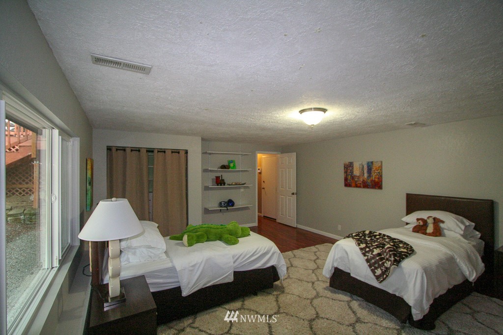 2713 211th Street Southeast Bothell, WA 98021 - Photo 14 of 25
