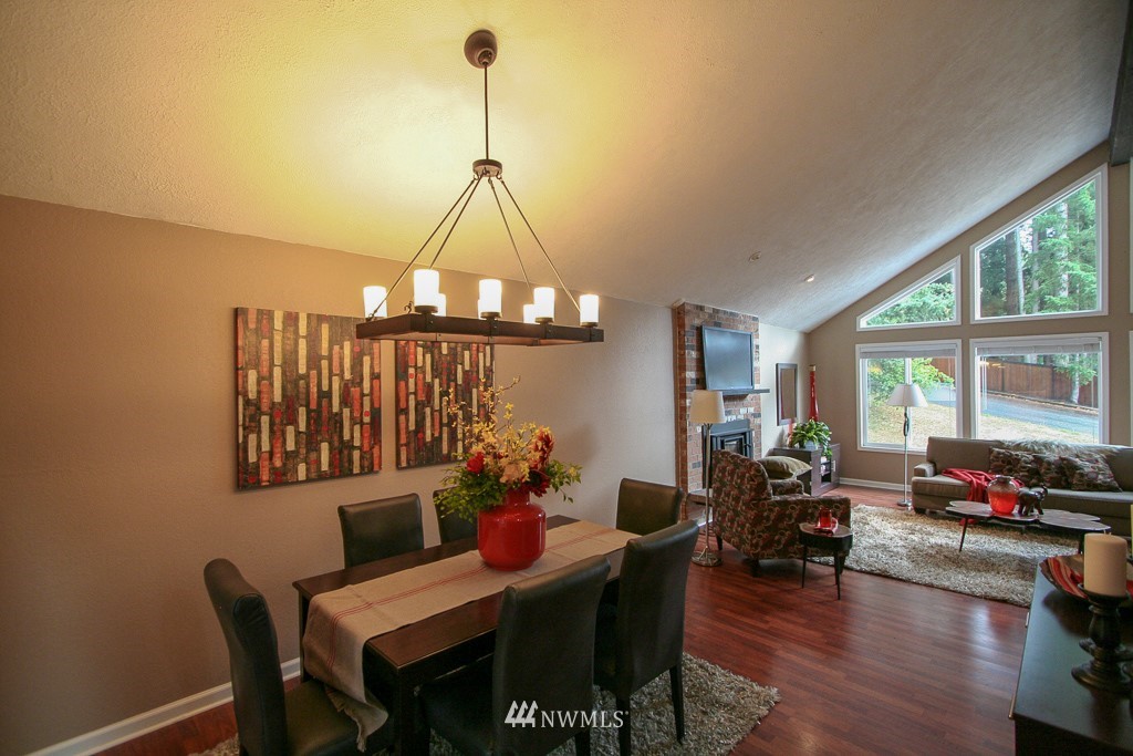 2713 211th Street Southeast Bothell, WA 98021 - Photo 6 of 25