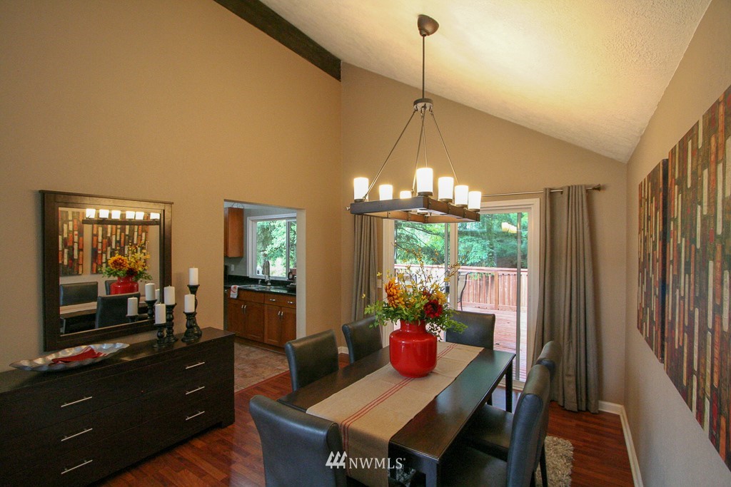 2713 211th Street Southeast Bothell, WA 98021 - Photo 10 of 25