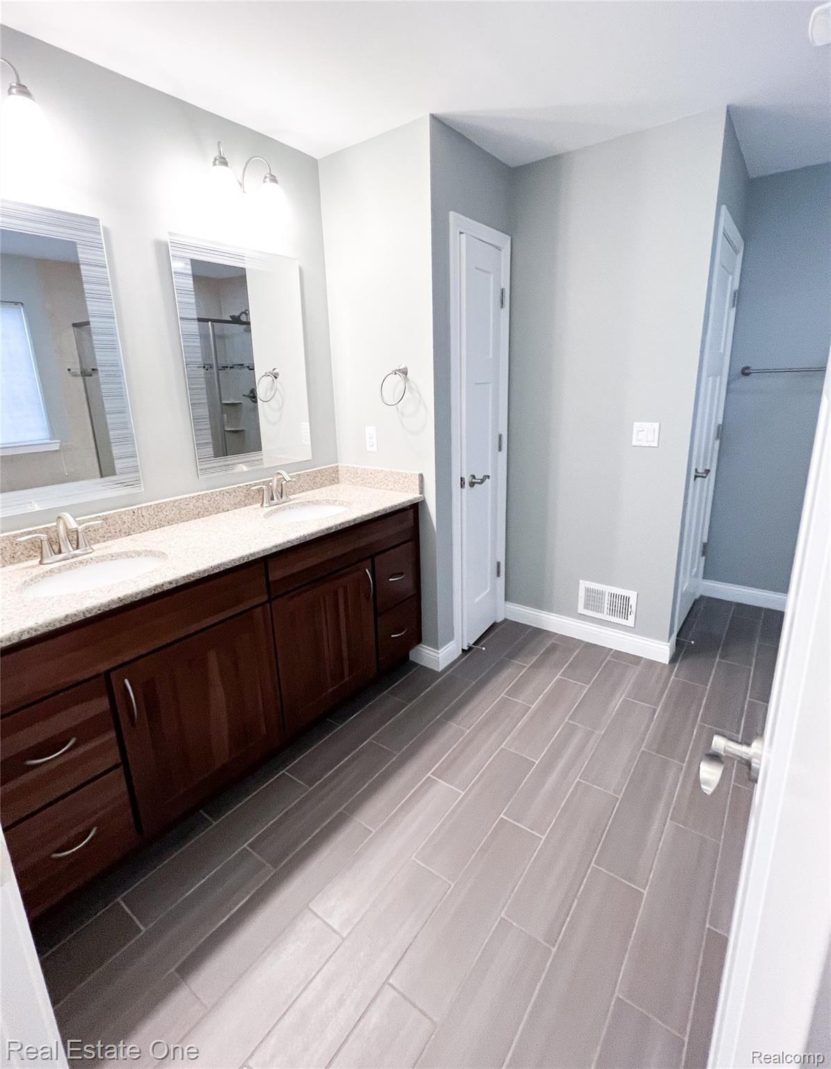 3015 Wakefield Road Berkley, MI 48072 - Photo 25 of 40 25.jpg