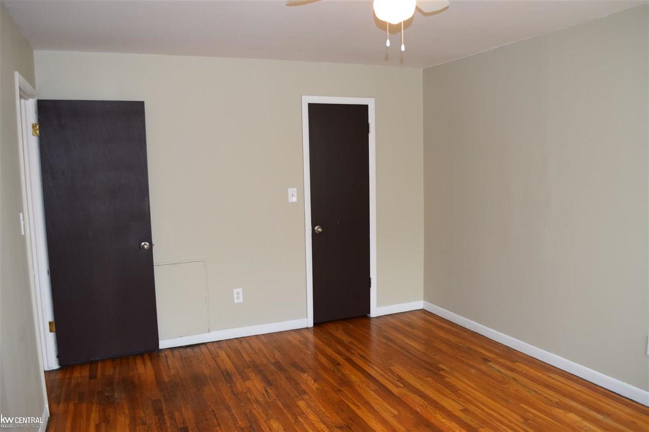 14570 Greenfield Road Detroit, MI 48227 - Photo 15 of 31 31346563-14.JPG