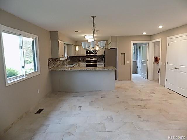 49167 Bemis Road Belleville, MI 48111 - Photo 15 of 31