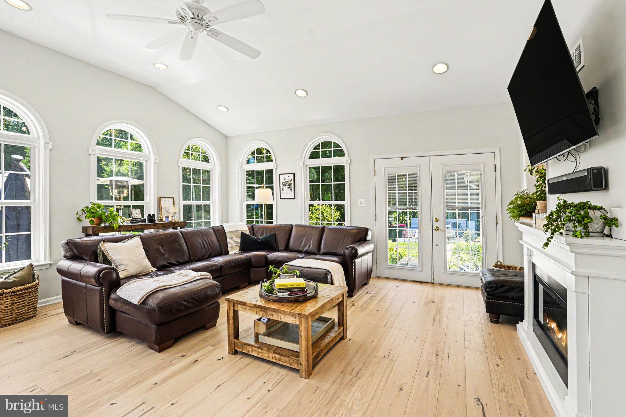 2333 Cox Road Jarrettsville, MD 21084 - Photo 10 of 39 Spacious Sunroom