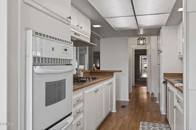 $359,900 | 4700 Aurora Drive, Unit 75, Ventura, CA 93003