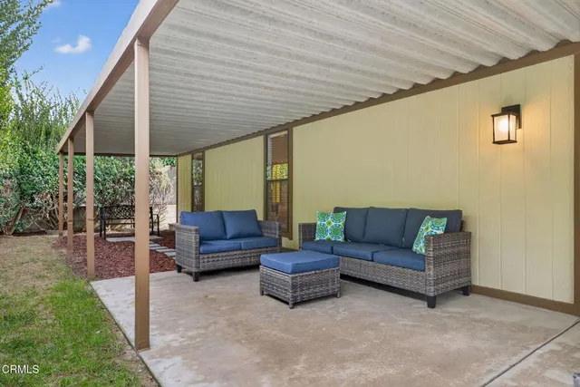 $359,900 | 4700 Aurora Drive, Unit 75, Ventura, CA 93003