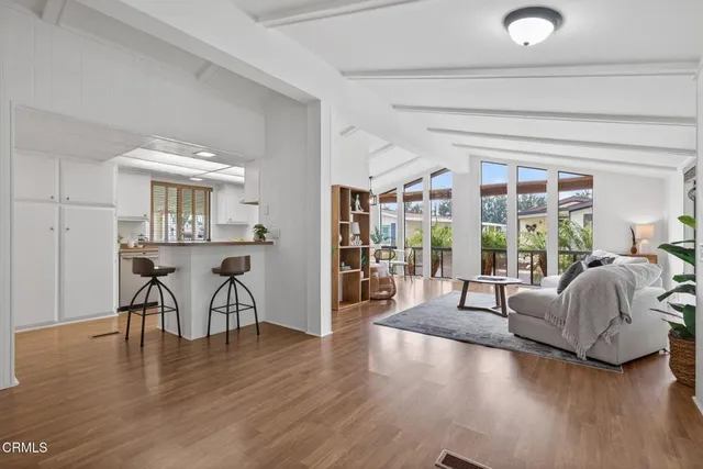 $359,900 | 4700 Aurora Drive, Unit 75, Ventura, CA 93003