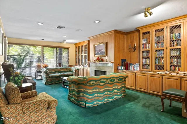 $359,900 | 4700 Aurora Drive, Unit 75, Ventura, CA 93003