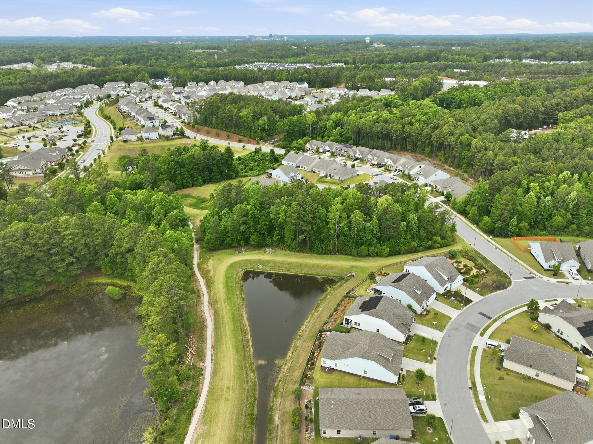 1134 Lippincott Road Durham, NC 27703 - Photo 22 of 28 17-web-or-mls-DJI_0504