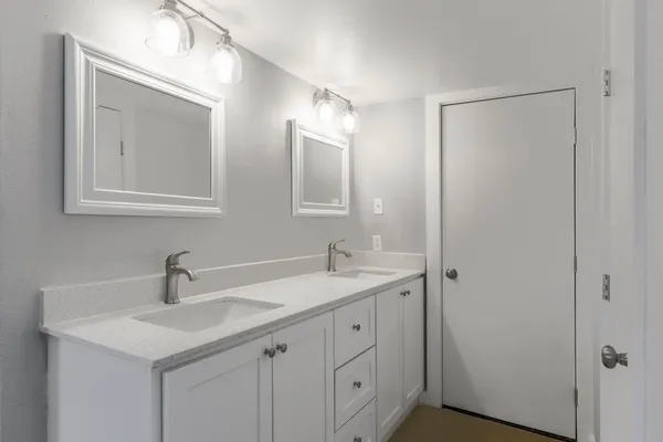 $1,520 | 1600 West Avenue, Unit 25, Austin, TX 78701