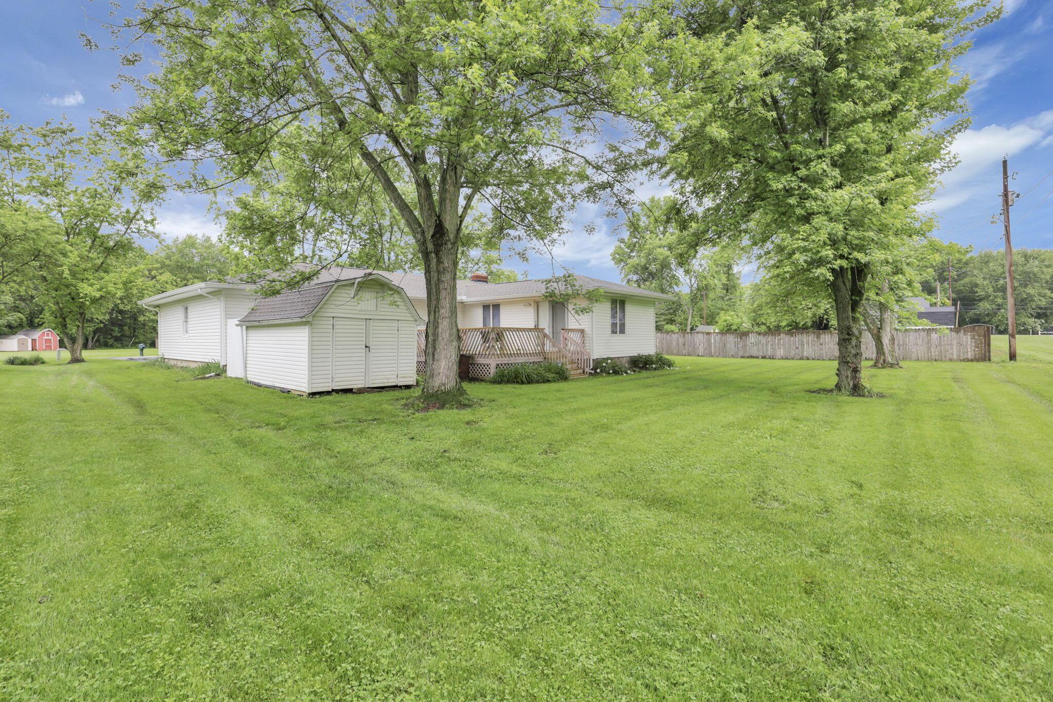 118 Holder Road Baltimore, OH 43105 - Photo 28 of 30 REAR